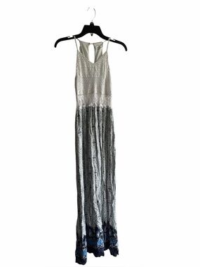Papaya Sleeveless Lace Bodice Maxi Dress in white and Blue size S